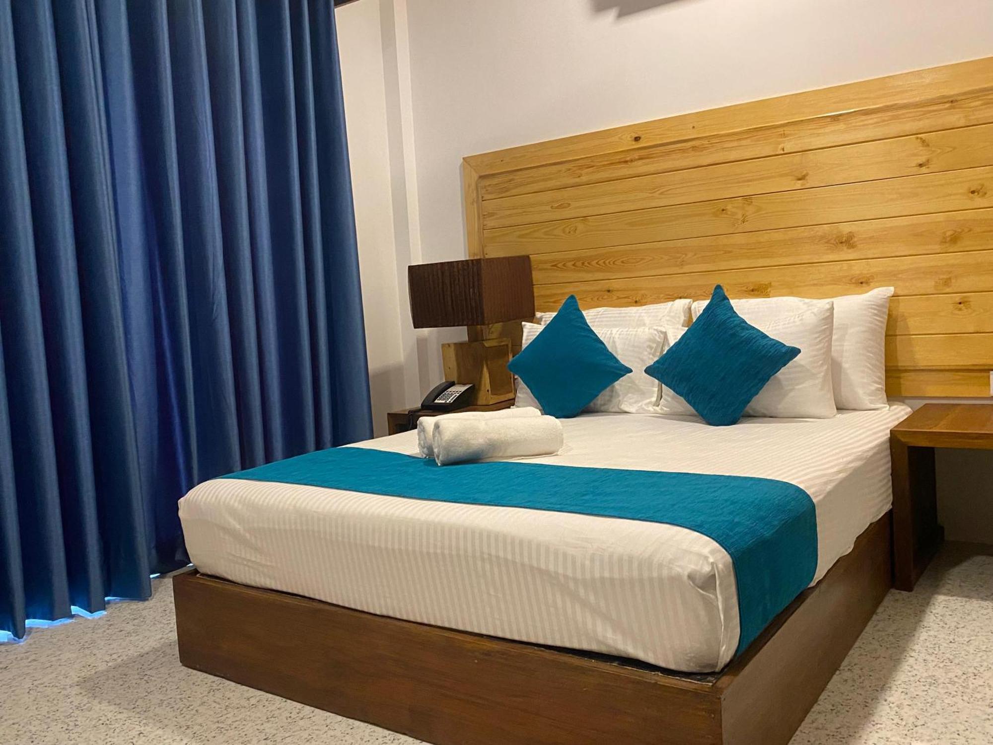 Trinco Beach Resort 트링코말리 외부 사진
