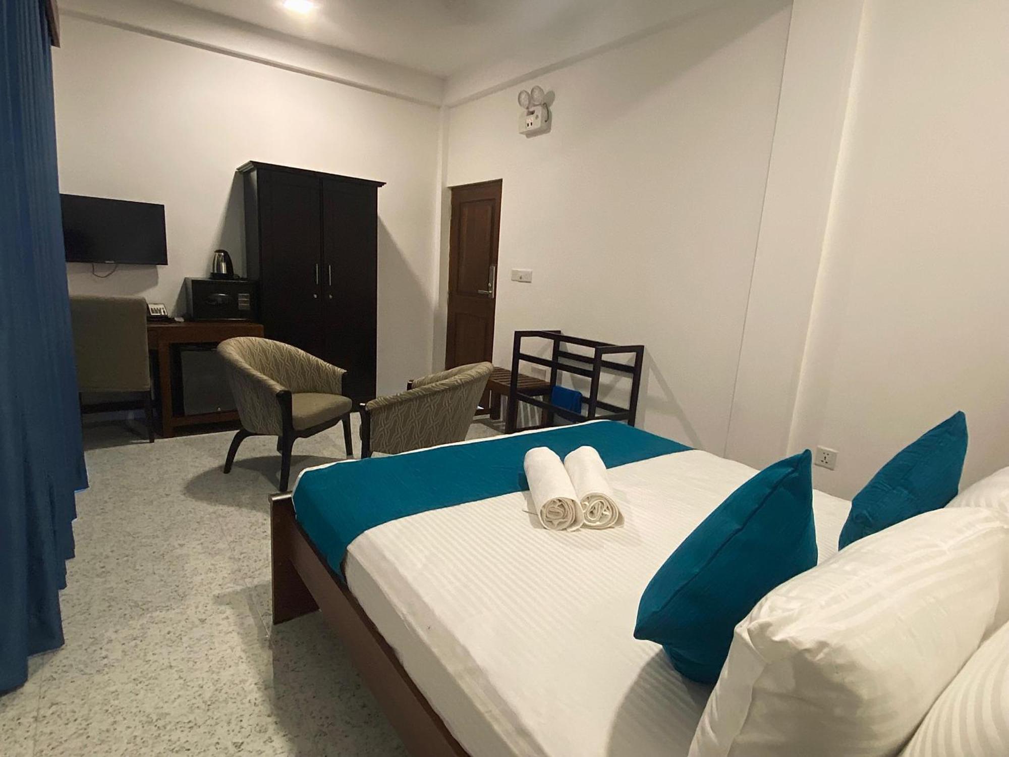 Trinco Beach Resort 트링코말리 외부 사진